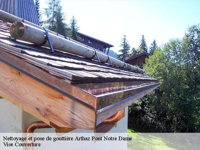 Nettoyage et pose de gouttière  arthaz-pont-notre-dame-74380 Vise Couverture